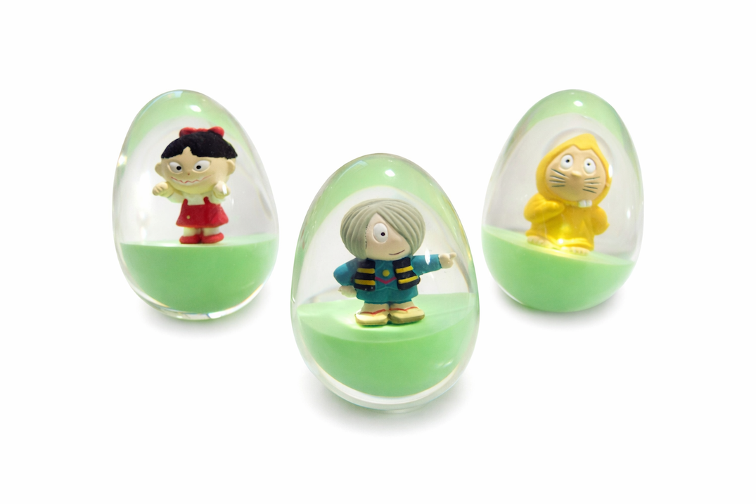 Mini figures in Egg Shaped Balls